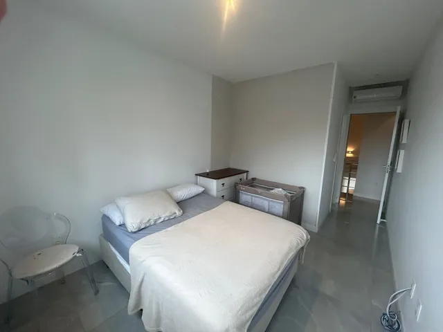 Imagem 10: Sobrado com 3 Suítes todo decorado e mobiliado no centro de Balneario Camboriu