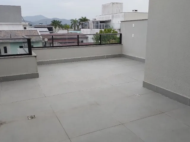 Imagem 8: Pronto para morar - Sobrado Triplex Novo com 3 Suites perto do Angeloni da Quarta Avenida
