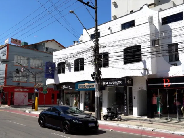 Imagem: Predio Comercial na Av. Brasil no centro