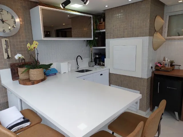 Imagem 8: Cobertura Duplex com Piscina Privativa Mobiliada e Decorada no Centro de Balneario Camboriu