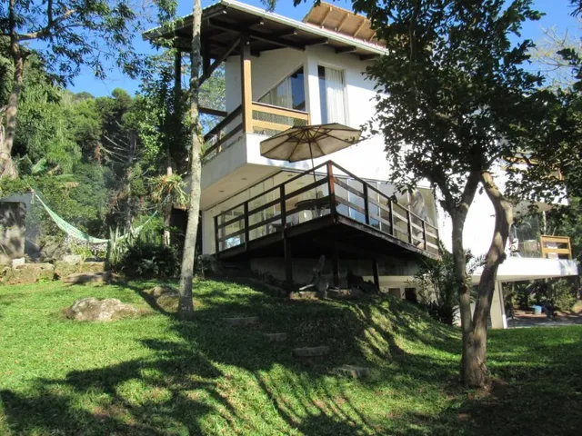 Imagem: Casa Praia do Estaleiro