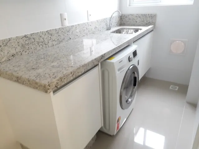 Imagem 16: 4 Suítes na Quadra do mar na Barra Sul Finamente Mobiliado e Decorado - 100 m do mar