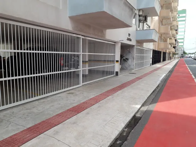 Imagem 2: Apartamento com 2 dormitorios na quadra do mar com split nos quartos e na Sala - Wifi