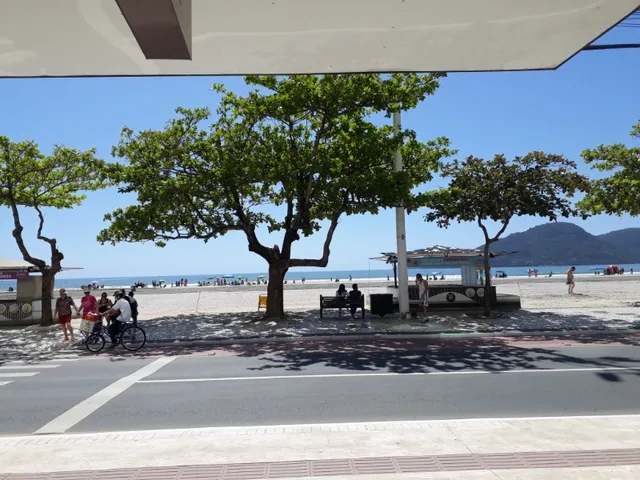 Imagem 4: Apartamento Locação de Temporada em Predio Frente ao mar com internet e Split