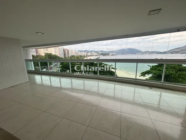 Imagem 1: Imóvel de luxo em Icaraí: Apartamento de 4 quartos, 4 suítes, 4 vagas e 290m² à