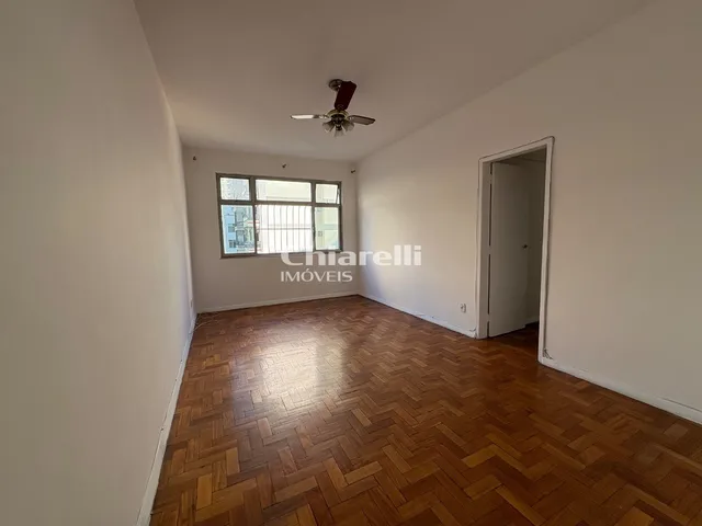 Imagem: O apartamento possui 3 Dormitórios, 1 Suíte, 3 Banheiros,