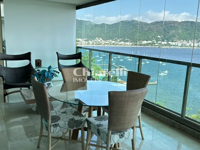 Imagem: O apartamento possui 5 Dormitórios, 3 Suítes, 5