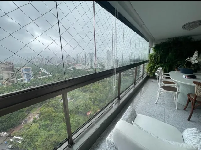 Imagem: O apartamento possui 3 Dormitórios, 3 Suítes, 1 Banheiro,