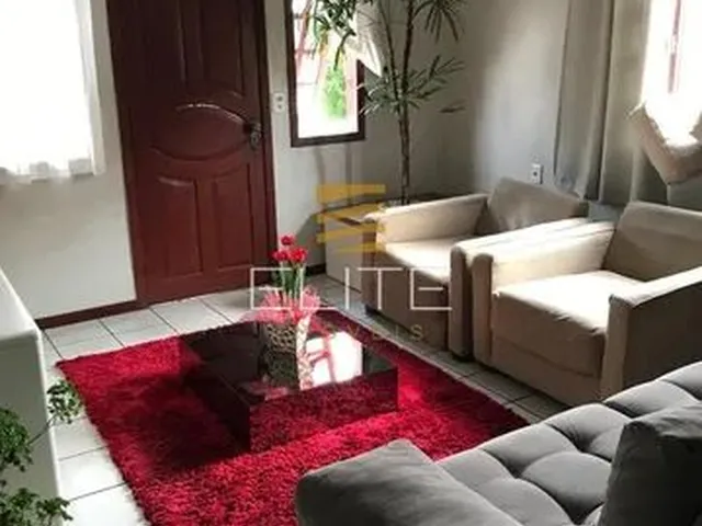 Imagem: Casa com 04 Dormitórios Sendo 01 Suíte