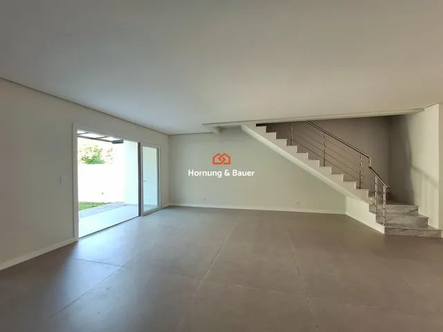 Imagem 7: Casa à Venda no Bairro Hamburgo Velho, em Novo Hamburgo - Com 1 Suíte master e 2
