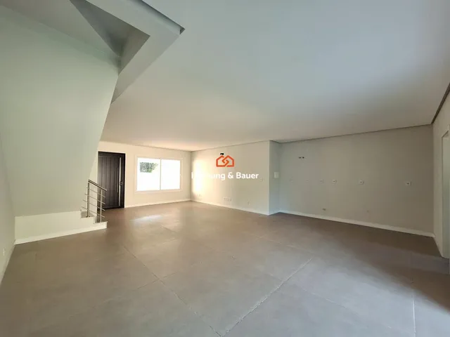 Imagem 8: Casa à Venda no Bairro Hamburgo Velho, em Novo Hamburgo - Com 1 Suíte master e 2