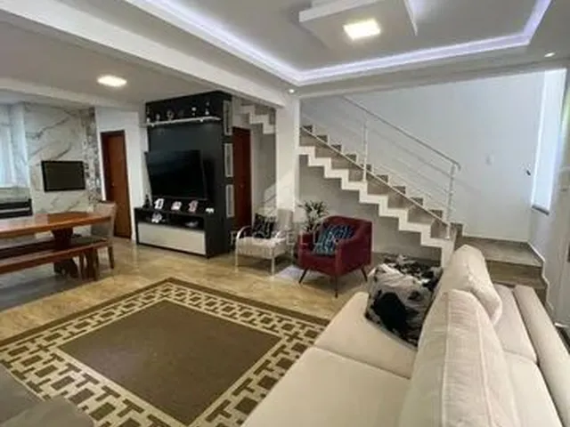 Imagem: Sobrado com 03 Dormitórios Sendo 01 Suíte
