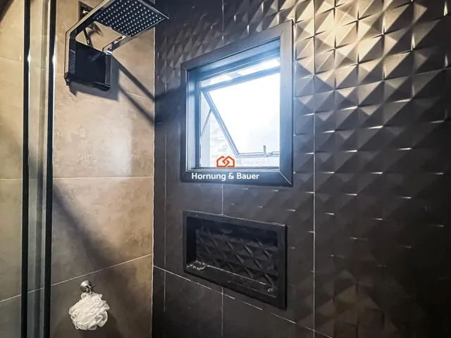 Imagem 2: Belíssima casa mobiliada e com piscina à venda em Sapiranga no bairro Oeste