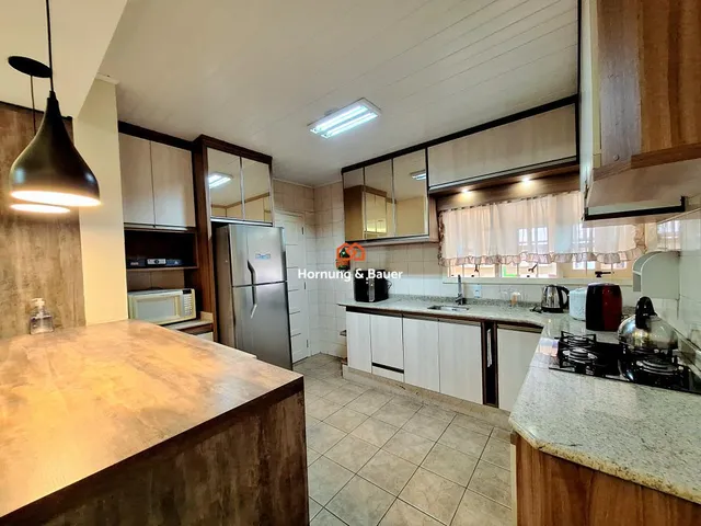 Imagem 6: Casa Semimobiliada à venda em Novo Hamburgo, bairro Petrópolis - Com Quiosque e Piscina!