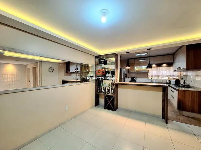Imagem 11: Casa Semimobiliada à venda em Novo Hamburgo, bairro Petrópolis - Com Quiosque e Piscina!