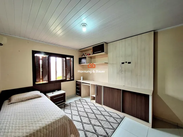 Imagem 14: Casa Semimobiliada à venda em Novo Hamburgo, bairro Petrópolis - Com Quiosque e Piscina!