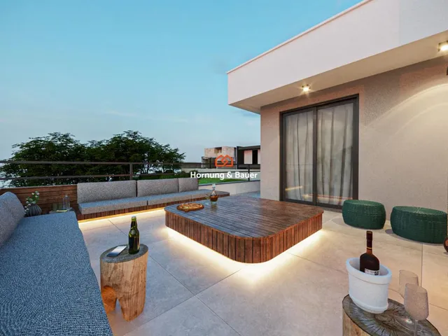 Imagem 3: Casa de Luxo com Piscina e Suíte Master em Colina do Sol, Campo Bom