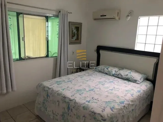 Imagem 3: Casa com 02 Dormitórios, na Praia de Fora - Palhoça