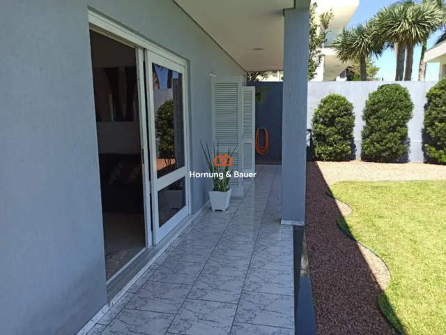 Imagem 2: Casa de Alto Padrão à Venda em Ivoti, no Bairro Cidade Nova - Com Suíte e Piscina!