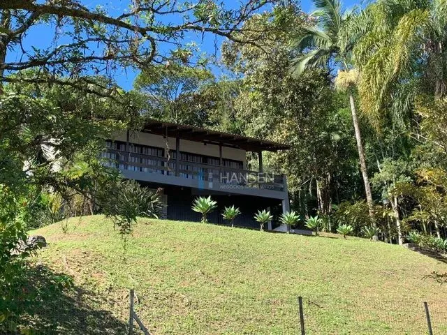 Imagem 3: Casa com 5 Dormitórios À Venda, 420 M² por R$ 1.980.000,00 - América - Joinville/Sc