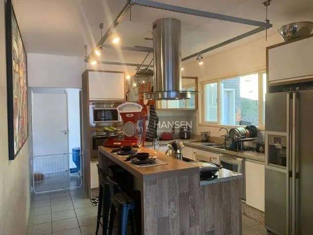 Imagem 14: Casa com 5 Dormitórios À Venda, 420 M² por R$ 1.980.000,00 - América - Joinville/Sc