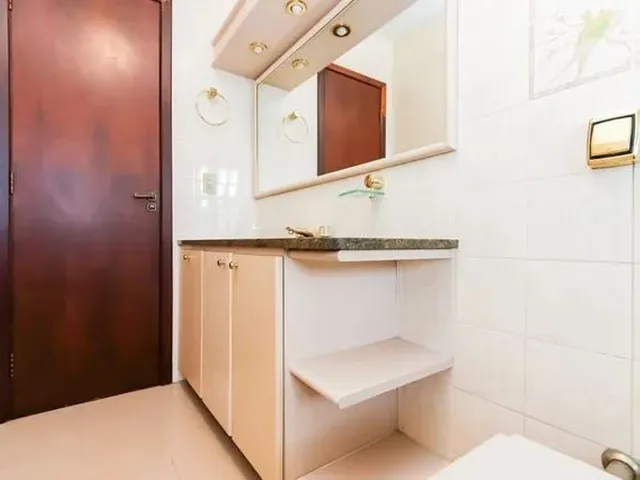 Imagem 13: Casa com 4 Dormitórios À Venda, 309 M² por R$ 1.380.000,00 - Bigorrilho - Curitiba/Pr