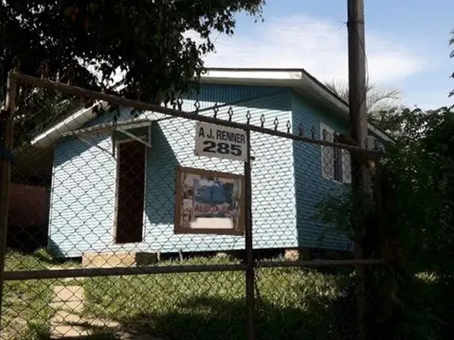 Imagem 4: Casa na São Lucas, Viamão a Uma Quadra e Meia do Atacadão...