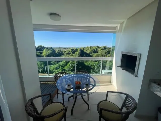 Imagem: O apartamento possui 4 Dormitórios, 4 Banheiros, 2 Vagas