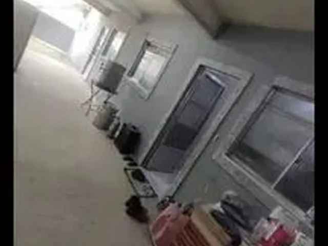 Imagem: Casa, 2 Qtos, Sendo 1 Suíte, em Senador