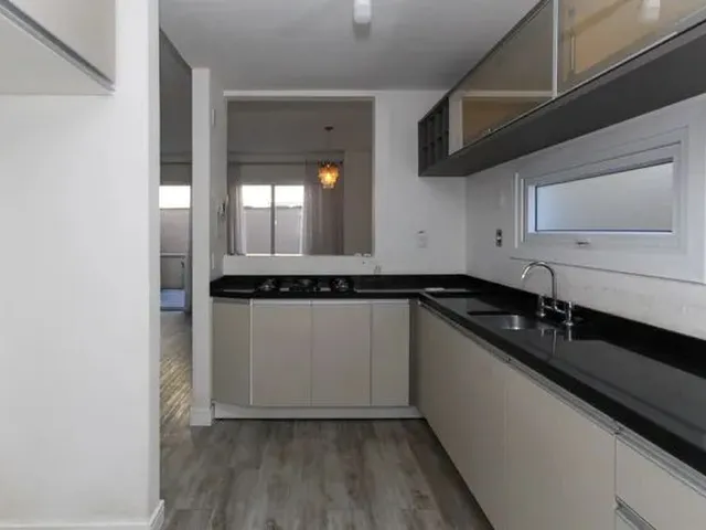 Imagem 10: Casa com 3 Quartos para Alugar no Bairro Centro com 180M²
