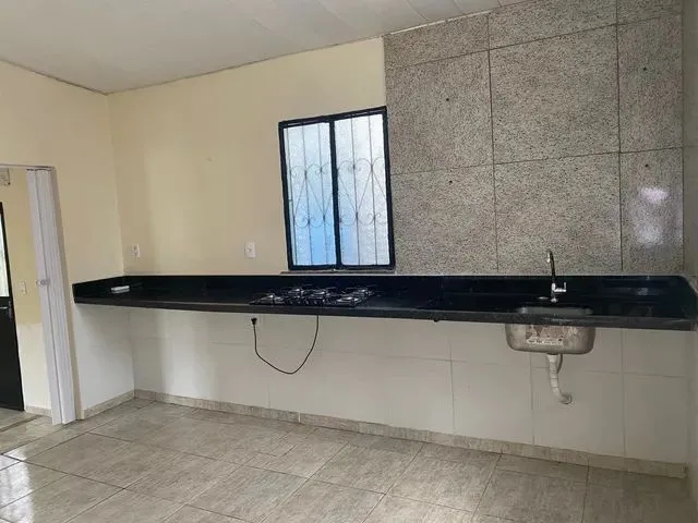 Imagem 11: Não Paga Luz, Água. Casa Pequena de 1 Quarto. com Split. Pertinho da Sede do Governo