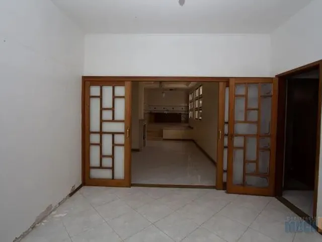 Imagem 4: Casa com 5 Quartos para Alugar no Bairro Centro com 420M²