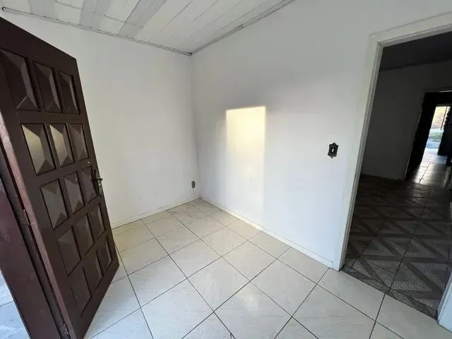 Imagem 10: Térrea para Aluguel Possui 190 Metros Quadrados com 3 Quartos em Morada do Vale I