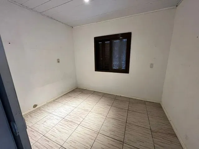 Imagem 3: Térrea para Aluguel Possui 190 Metros Quadrados com 3 Quartos em Morada do Vale I