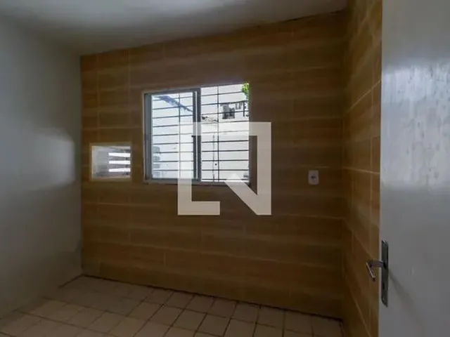 Imagem 2: Casa para Aluguel - Bongi, 4 Quartos, 140 M2