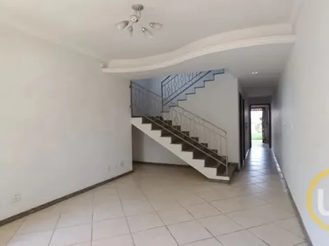 Imagem: Casa Geminada 4 Qts, 2 Suítes, 3 Vgs no