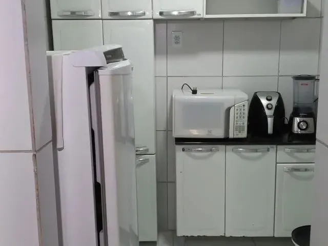 Imagem: O apartamento possui 2 Dormitórios, 1 Banheiro, 1 Vaga na