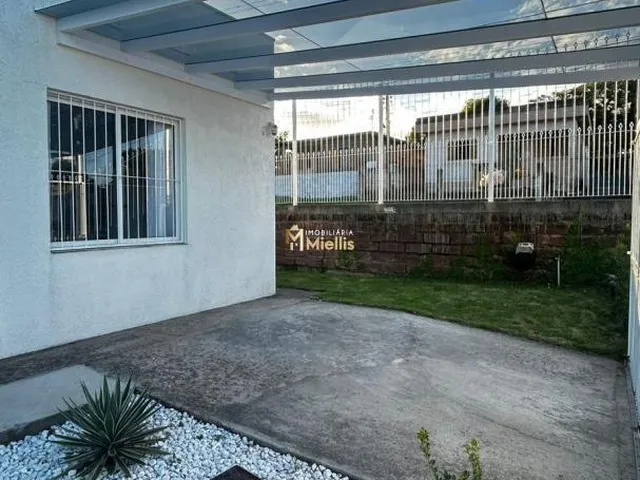 Imagem 4: Casa à venda em Viamão, bairro Esmeralda, com quintal espaçoso