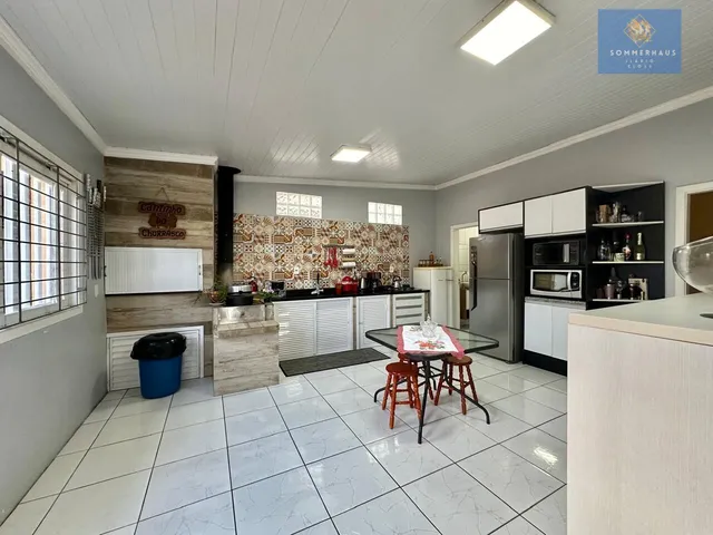 Imagem 8: Casa 4 dormitórios em região de moradores