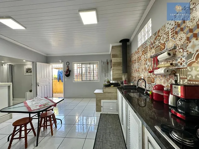 Imagem 9: Casa 4 dormitórios em região de moradores