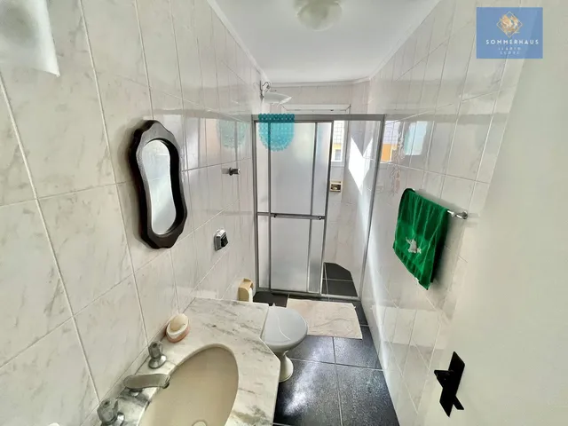 Imagem 10: Apartamento com sacada de frente e a 1 quadra do MAR em Capão da Canoa