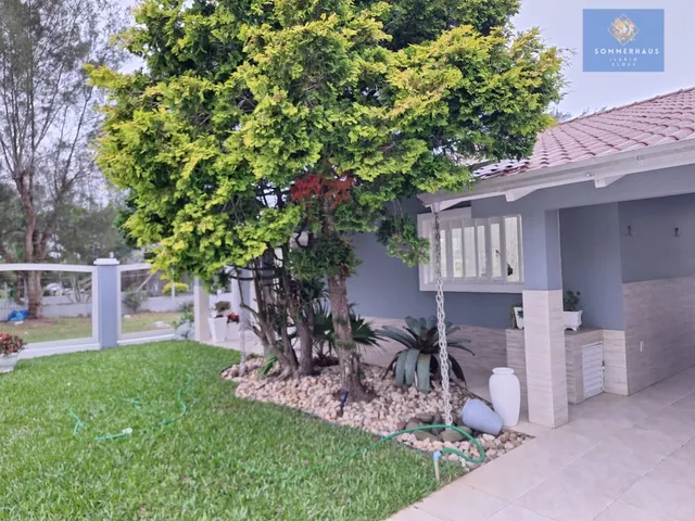 Imagem: Casa a uma quadra do mar em Capão da Canoa