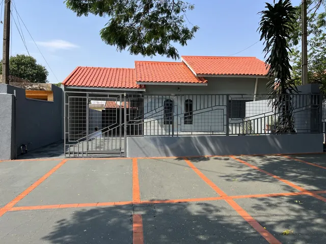 Imagem: Casa Padrão com edícula