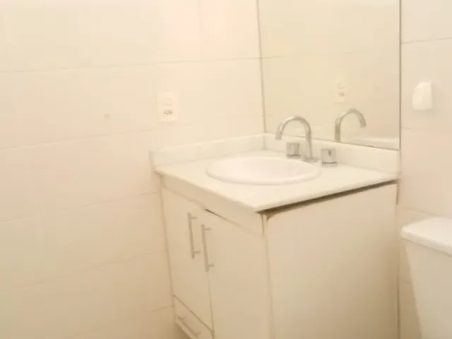 Imagem 16: Apto locação - com 03 dorm sendo 1 suite, sala ampla com varanda, ar condicionado, 75m