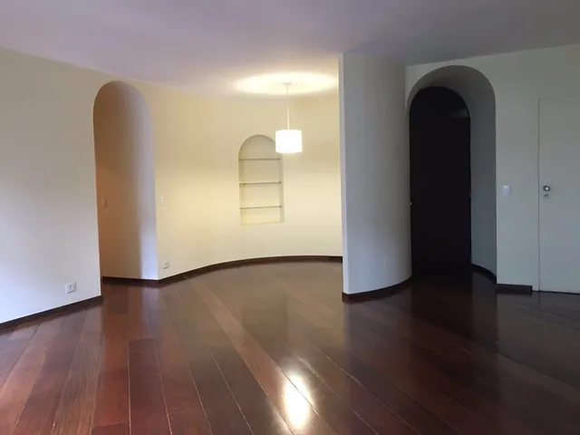 Imagem: Apto reformado - 3 suites - 1 vaga - 150m