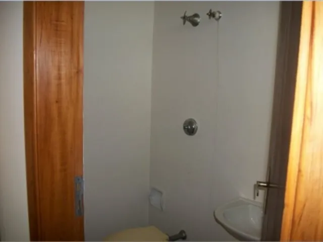 Imagem 1: Apto locação - 190m2 - 3 dor sendo 1 suite - 2 vagas - lazer com piscina