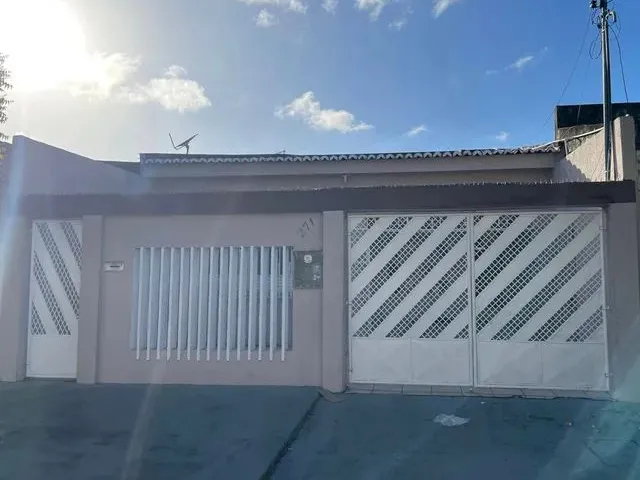 Imagem: Aluga-Se Casa Ampla e Confortável