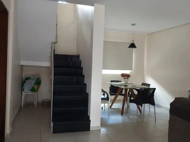 Imagem: Casa Dúplex em Condomínio Pertinho da
