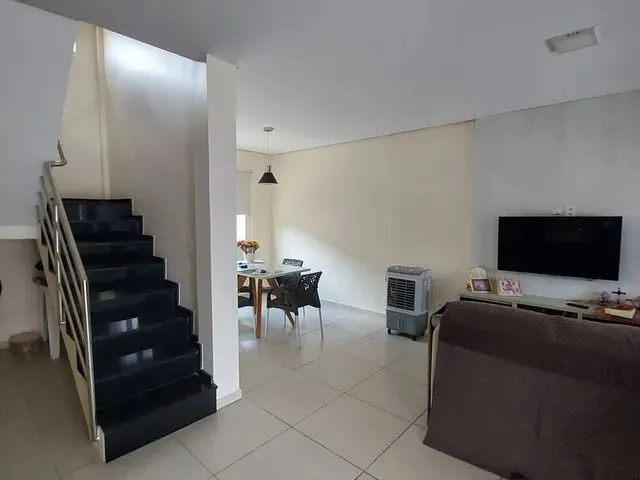 Imagem 5: Casa Dúplex em Condomínio Pertinho da Kennedy nos Morros com 3 Suítes Móveis
