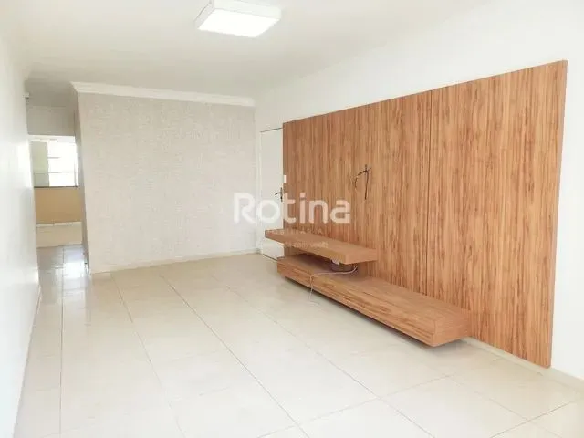 Imagem: Apartamento À Venda, 3 Quartos, 1 Suíte